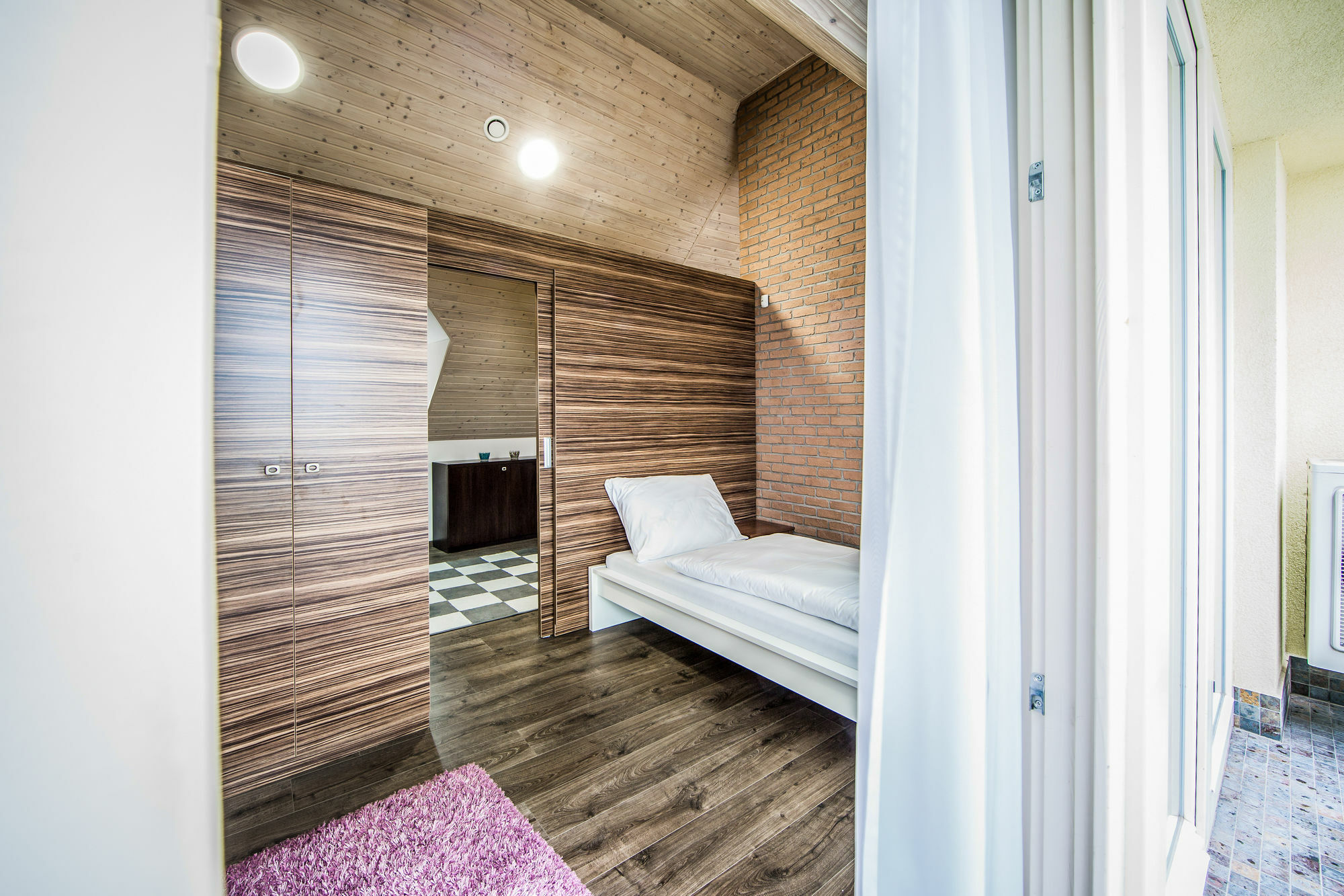 Aplend City Bastova 1 Bratislava Exteriör bild